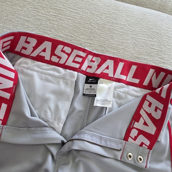 NIKE Baseball Men's Gray Pants with Red Accents Size M - Picture 11 of 12